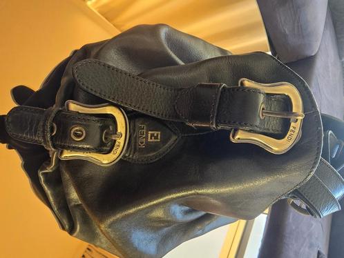 Handtas Fendi, Handtassen en Accessoires, Tassen | Damestassen, Zo goed als nieuw, Handtas, Zwart, Ophalen