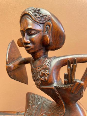 Art Deco - LEGONG DANSERES  - houtsnijwerk Bali - Indonesië beschikbaar voor biedingen