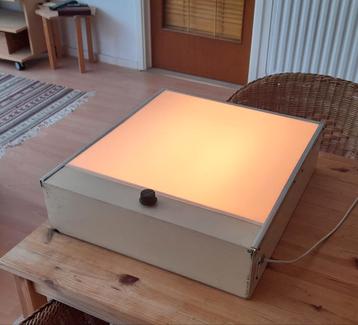 Professionele lichtbak, tafelmodel beschikbaar voor biedingen