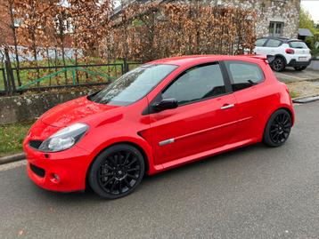 Clio 3 RS beschikbaar voor biedingen