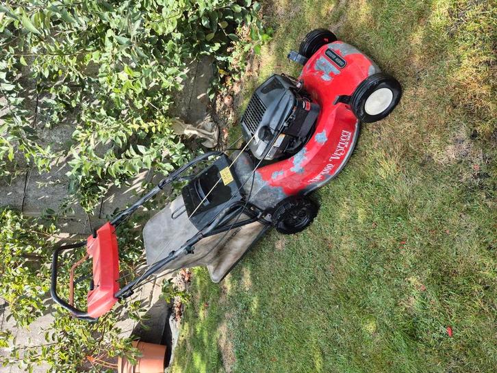 Benzine grasmaaier zelftrekker, Tuin en Terras, Grasmaaiers, Gebruikt, Ophalen