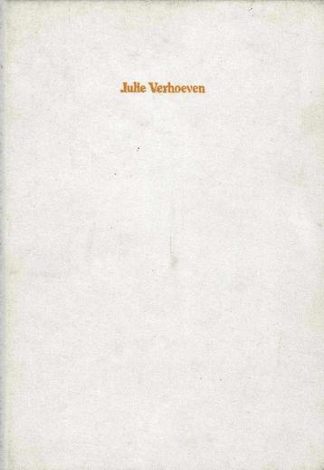 Julie Verhoeven - A Bit Of Rough beschikbaar voor biedingen