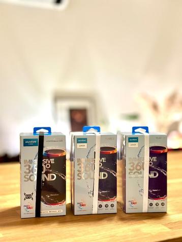 4 Anker Soundcore Flare II 360 bluetooth speakers met LED beschikbaar voor biedingen