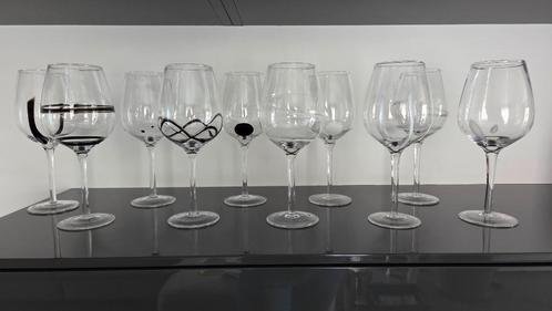 Salt & Pepper wijnglazen met uniek motief zwart en wit 10st, Huis en Inrichting, Keuken | Servies, Gebruikt, Glas of Glazen, Glas