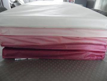 speel of yoga mat beschikbaar voor biedingen