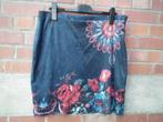 rok voor dames. Maat 42/44 (Paprika) Blauwe kleur., Kleding | Dames, Rokken, PAPRIKA, Maat 42/44 (L), Zo goed als nieuw, Knielengte