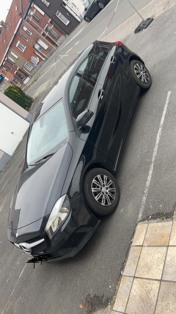 Classe a 180 d année 2017 boite auto, Auto's, Mercedes-Benz, Particulier, A-Klasse, Aangepast voor mindervaliden, ABS, Adaptieve lichten
