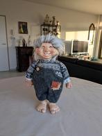 Decoratief figuurtje / pop – kabouter / troll stijl