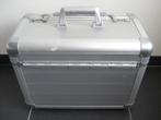 2 X Aluminium piloten koffers op wieltjes, Handtassen en Accessoires, Ophalen of Verzenden, Nieuw, Slot