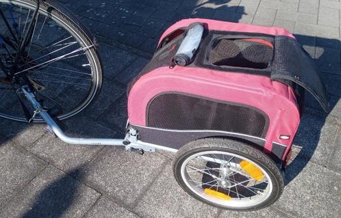 Hondenkar of Kattenkar voor achter de fiets (kleinere hond), Fietsen en Brommers, Fietsaccessoires | Aanhangwagens en Karren, Zo goed als nieuw
