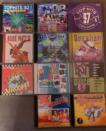 Les meilleurs tubes des années 90 Turn up the bass house par, CD & DVD, Enlèvement ou Envoi, Comme neuf
