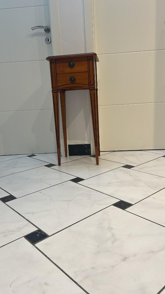 petit meuble bois style ancien, Antiek en Kunst, Antiek | Meubels | Stoelen en Sofa's, Ophalen