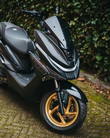 GTS Attitude 125cc beschikbaar voor biedingen