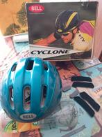 Bell cycloon fietshelm maat m/l 60-63 cm

Heel goed, Ophalen, Gebruikt, S