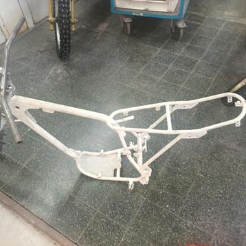 Montesa King Scorpion 1971 Zeldzame munten  beschikbaar voor biedingen