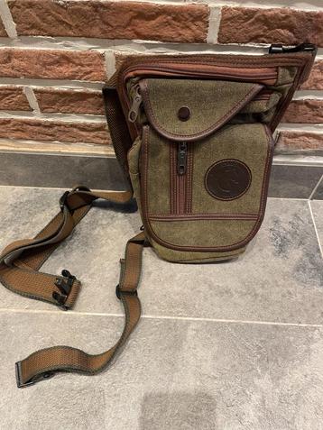 Rij- /wandel- /trainingstas Bevestiging rond been en heup beschikbaar voor biedingen