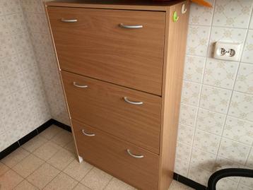 Schoenenkast – 3 lades – licht houtkleur beschikbaar voor biedingen