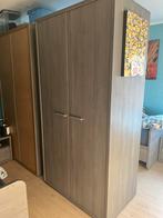 Degelijke kleerkasten. 2 legplanken en hangbaar., Huis en Inrichting, Ophalen, Gebruikt, 100 tot 150 cm, 150 tot 200 cm