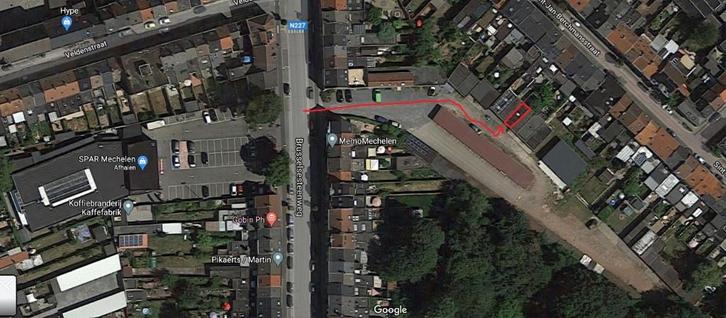 Garagebox Mechelen 2m80 x 9m50 + tuin, Immo, Garages en Parkeerplaatsen, Mechelen