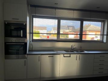 Keuken (Horemans) - zelf af te breken - Prijs otk, Huis en Inrichting, Keuken | Complete keukens, Ophalen, Hoekkeuken, Zo goed als nieuw
