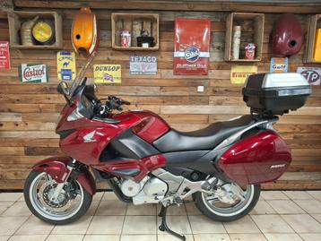 Honda Deauville NT700V in Topstaat! *Keuring & Garantie* beschikbaar voor biedingen