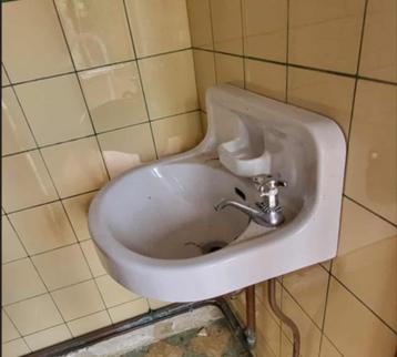 Handenwasser retro beschikbaar voor biedingen