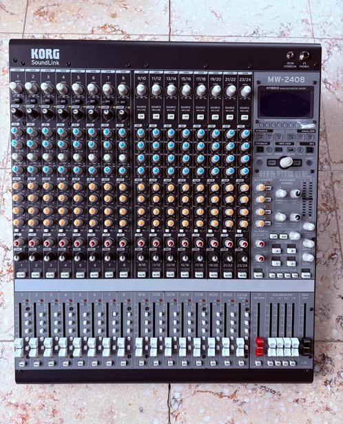 KORG soundlink MW-2408 hybride mengpaneel in top staat, Muziek en Instrumenten, Mengpanelen, Zo goed als nieuw, Ophalen