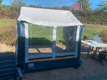 Winter voortent beschikbaar voor biedingen