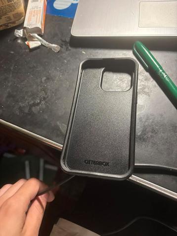 Otterbox Iphone 15 pro telefoonhoesje beschikbaar voor biedingen