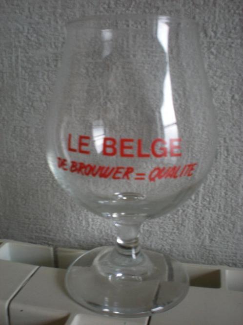 Le Belge - De Brouwer =  kwaliteit   25 cl, Verzamelen, Biermerken, Zo goed als nieuw, Glas of Glazen, Ophalen of Verzenden