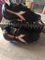 diadora voetbalschoenen maat 42, Sport en Fitness, Voetbal, Ophalen, Nieuw