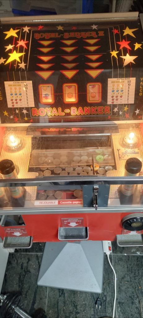Royal banker 2 coin pusher, Verzamelen, Automaten | Gokkasten en Fruitautomaten, Gebruikt, Overige munten, Ophalen