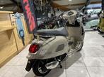 Vespa GTS 310 Classica, Motoren, Motoren | Overige merken, Scooter, Bedrijf, 310 cc, 12 t/m 35 kW