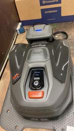Nieuwe husqvarna robot maaier met gps, Bestuurbaar via app, Nieuw, Ophalen of Verzenden, 20 tot 25 cm