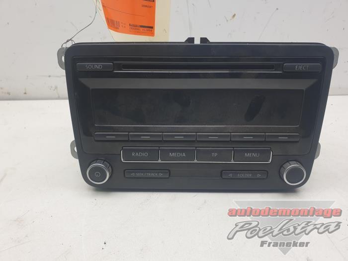Radio d'un Volkswagen Polo, Autos : Pièces & Accessoires, Électronique & Câbles, Volkswagen, Utilisé, 3 mois de garantie, Enlèvement ou Envoi