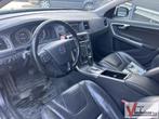 Volvo V60 2.0 D3 Kinetic Automaat | Leder | Climate | Cruise, Auto's, Automaat, Zwart, Wit, Te koop