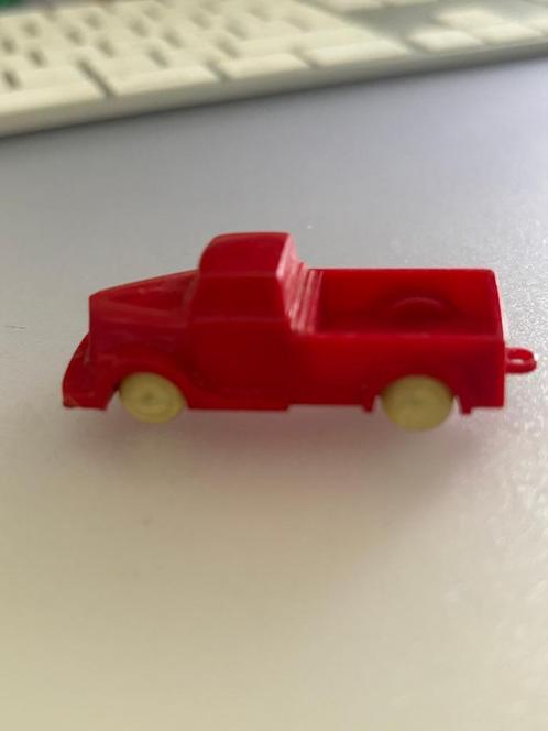Vintage Plastic Toy Car Micro Koho Chevrolet Pick Up 60's, Hobby en Vrije tijd, Modelauto's | Overige schalen, Zo goed als nieuw