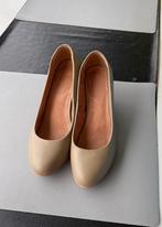 Beige pumps, Vêtements | Femmes, Chaussures, Beige, Escarpins, Comme neuf, Enlèvement