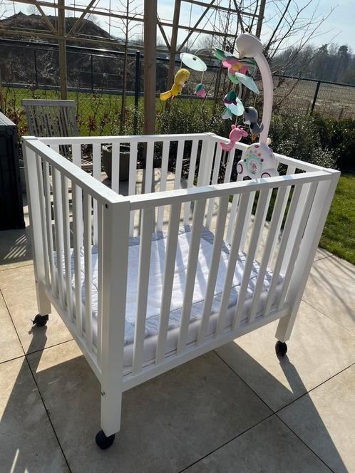 Bopita babypark, matras, topper, omrander en mobiel, Kinderen en Baby's, Babyparken, Gebruikt, Wieltjes, Ophalen