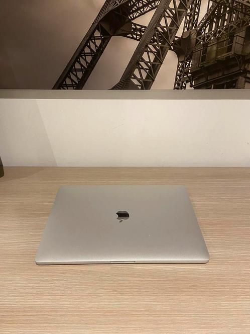MacBook Pro Touch (-15 inch) zeer goede staat, Computers en Software, Apple Macbooks, Zo goed als nieuw, MacBook, 15 inch, 512 GB
