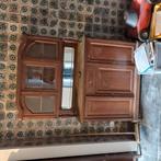 Etalage dressoir  vitrinekast  antiek gratis, Antiek en Kunst, Ophalen