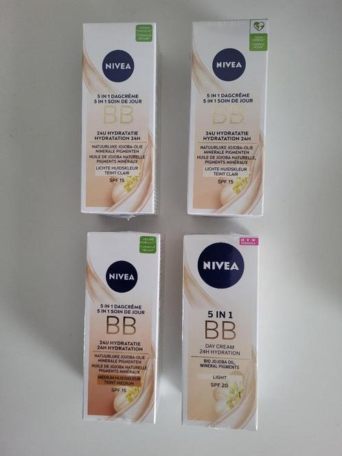 4x 50 ml hydraterende dagcreme nivea BB 5 in 1 met SPF 15/20, Handtassen en Accessoires, Uiterlijk | Gezichtsverzorging, Nieuw