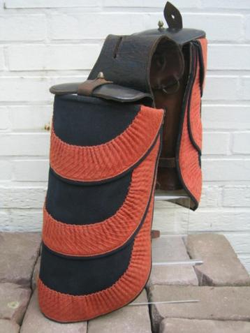 Fontes de cavalerie Garde Républicaine de Paris années 1930 beschikbaar voor biedingen