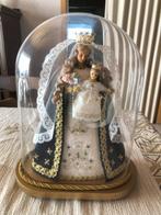 Maria beeldje met kindje jezus onder glazen stolp, Antiek en Kunst, Ophalen