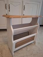 Landelijk boekenrekje / bijzettafeltje, Huis en Inrichting, Ophalen