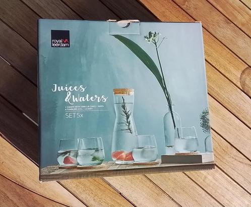 Royal Leerdam: geschenkset met waterkaraf + 4 glazen (nieuw!, Huis en Inrichting, Keuken | Servies, Nieuw, Ophalen of Verzenden