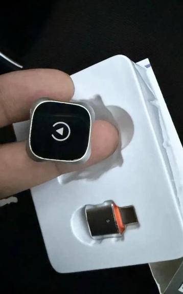 Wireless CarPlay & Android Auto Adapter beschikbaar voor biedingen