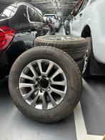 Nieuwe wielen en banden van Toyota Land Cruiser en Hilux, Auto-onderdelen, Banden en Velgen, Ophalen, Band(en)