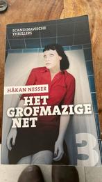 Håkan Nesser- Het grofmazige net, Livres, Policiers, Comme neuf, Hakan Nesser, Enlèvement ou Envoi