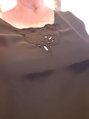 Blouse noire - taille 40 beschikbaar voor biedingen